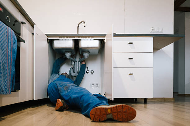 Professional Leak Detection technician working in New Brighton, MN